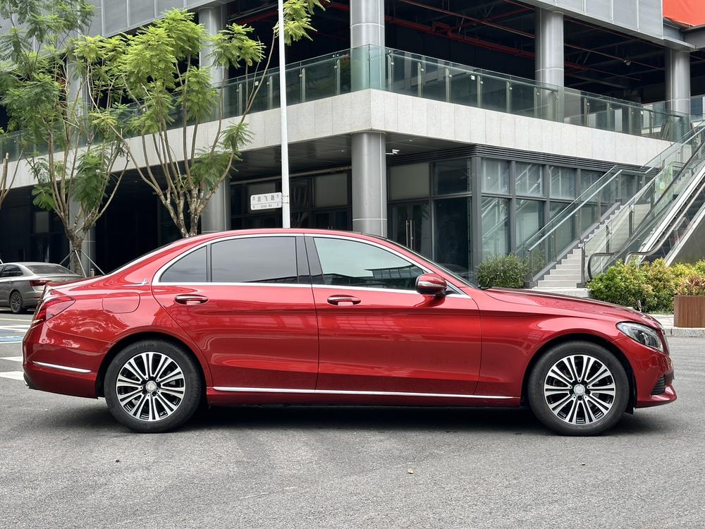 Mercedes-Benz Mercedes-Benz C-Class