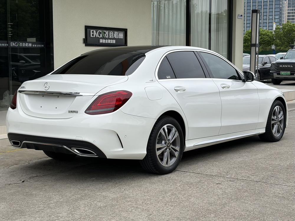 Mercedes-Benz Mercedes-Benz C-Class
