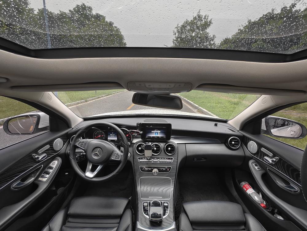 Mercedes-Benz Mercedes-Benz C-Class