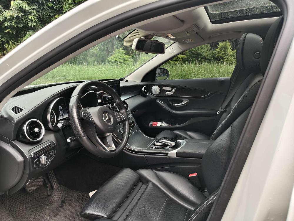 Mercedes-Benz Mercedes-Benz C-Class