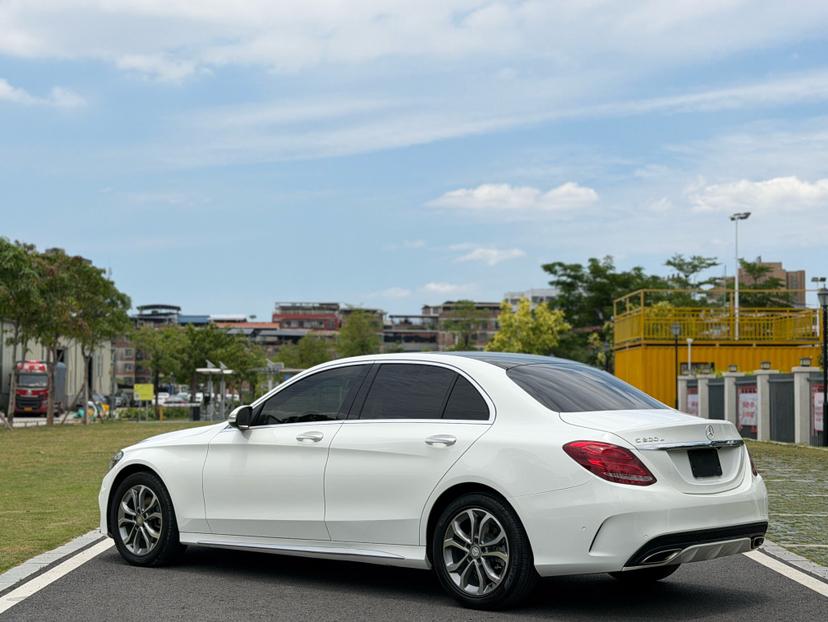 Mercedes-Benz Mercedes-Benz C-Class