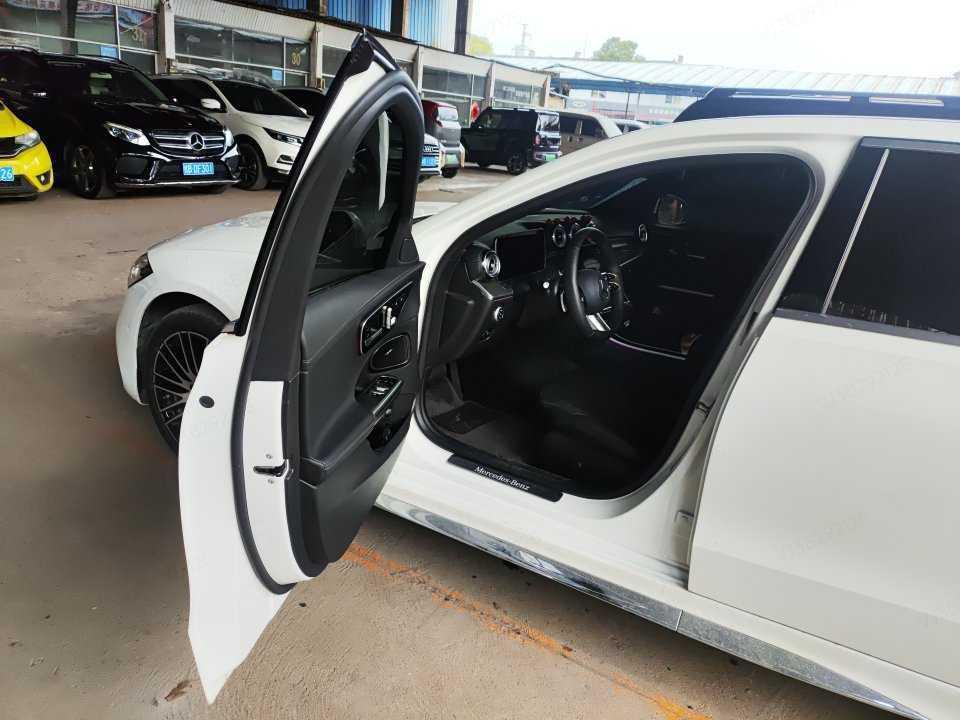 Mercedes-Benz Mercedes-Benz C-Class