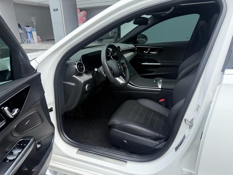 Mercedes-Benz Mercedes-Benz C-Class
