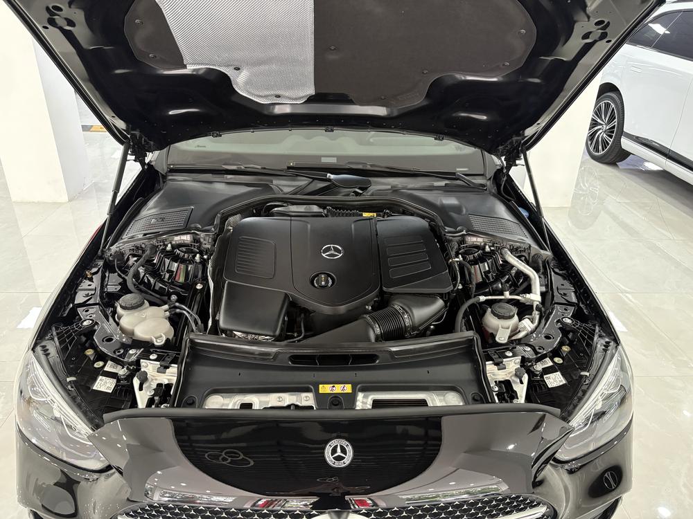 Mercedes-Benz Mercedes-Benz C-Class