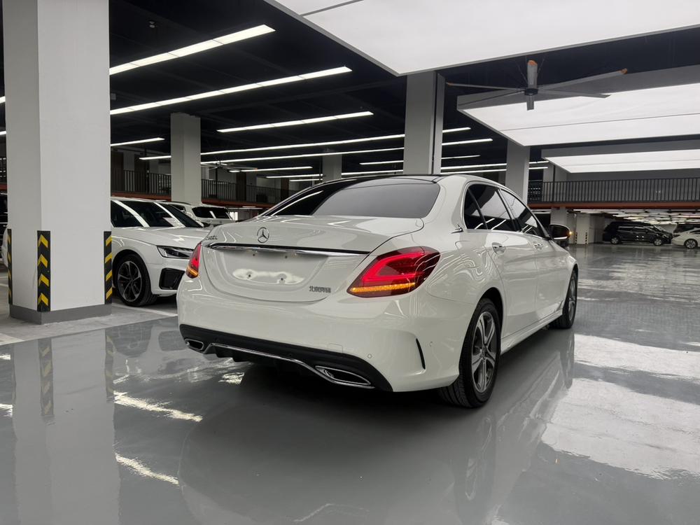 Mercedes-Benz Mercedes-Benz C-Class