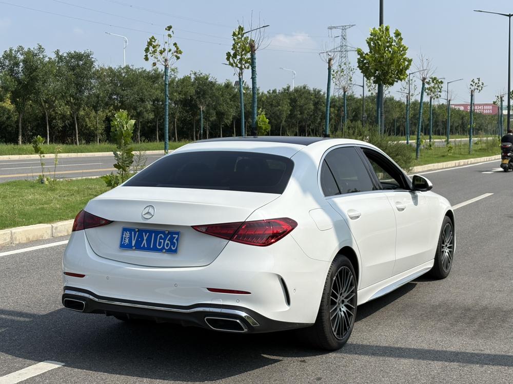 Mercedes-Benz Mercedes-Benz C-Class