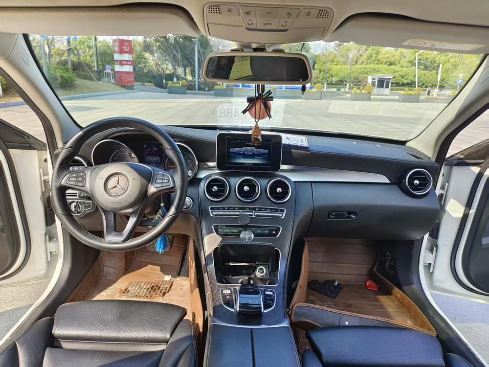 Mercedes-Benz Mercedes-Benz C-Class
