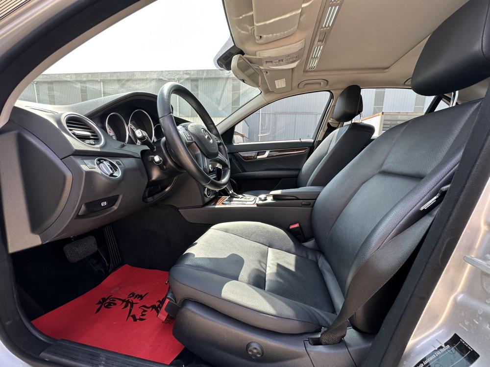 Mercedes-Benz Mercedes-Benz C-Class