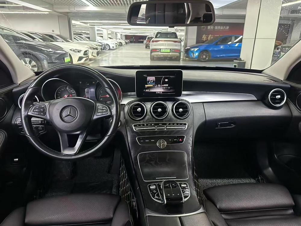 Mercedes-Benz Mercedes-Benz C-Class