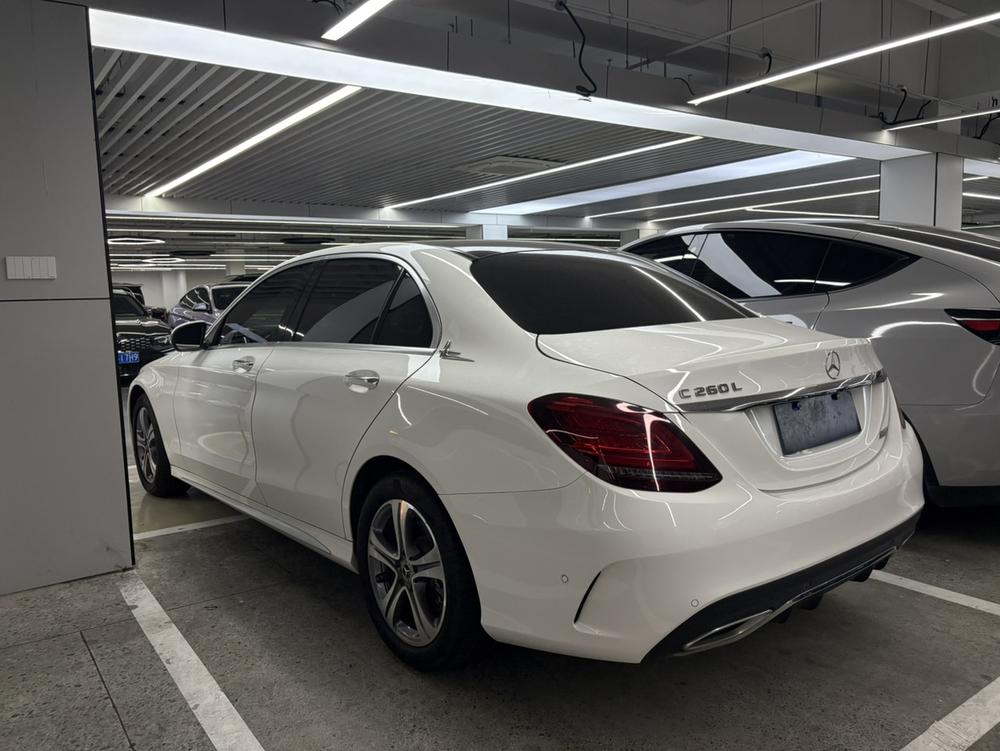 Mercedes-Benz Mercedes-Benz C-Class