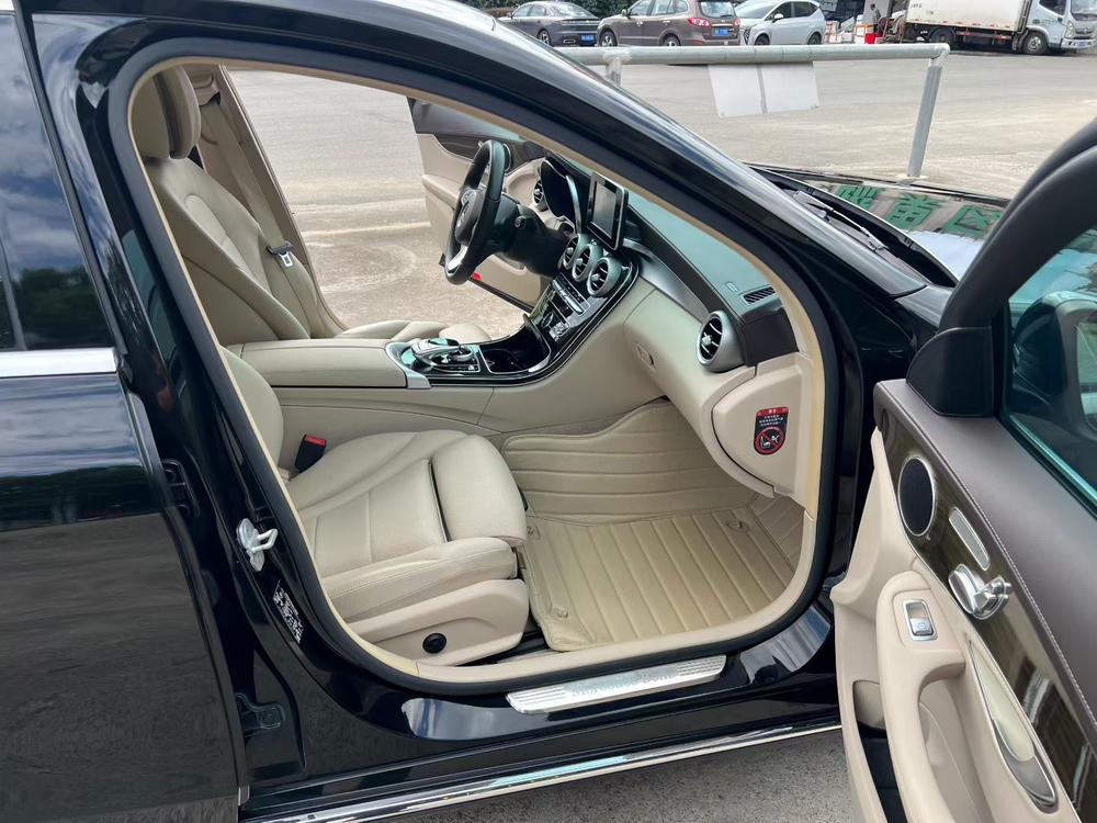Mercedes-Benz Mercedes-Benz C-Class