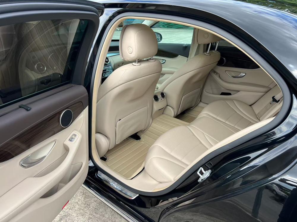 Mercedes-Benz Mercedes-Benz C-Class