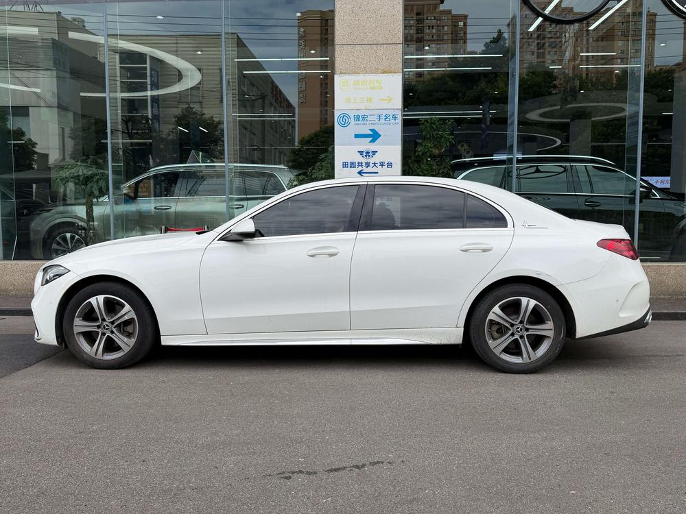 Mercedes-Benz Mercedes-Benz C-Class