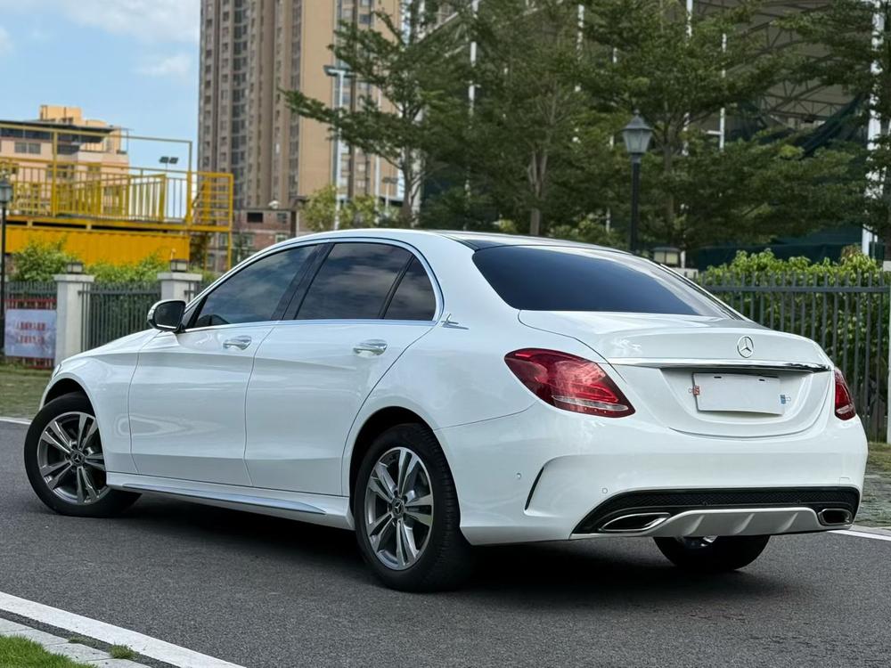 Mercedes-Benz Mercedes-Benz C-Class