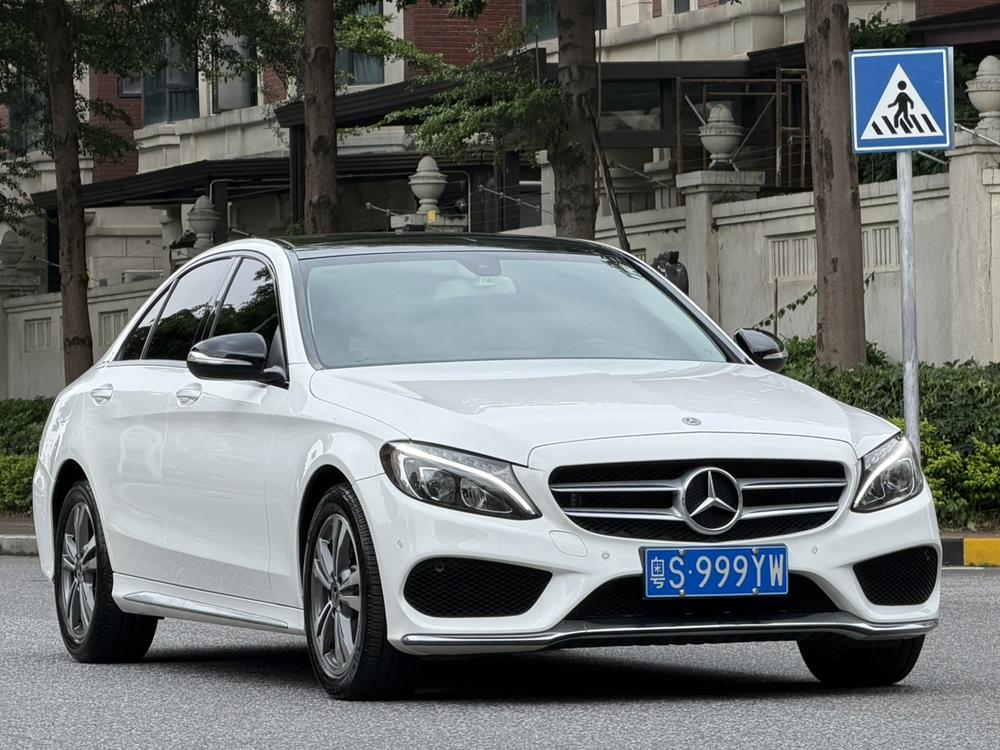 Mercedes-Benz Mercedes-Benz C-Class