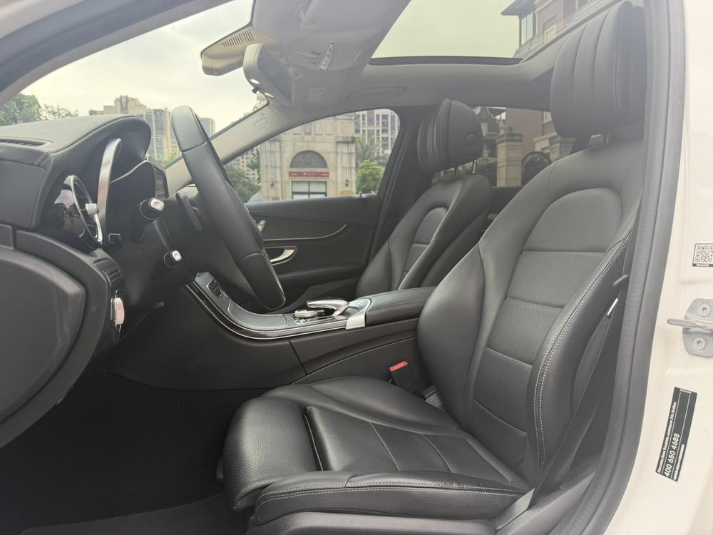 Mercedes-Benz Mercedes-Benz C-Class