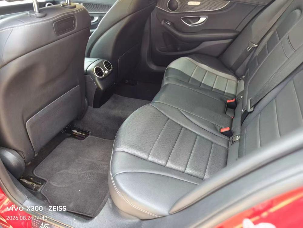 Mercedes-Benz Mercedes-Benz C-Class