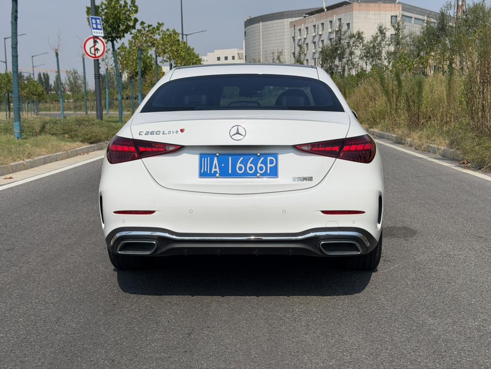 Mercedes-Benz Mercedes-Benz C-Class