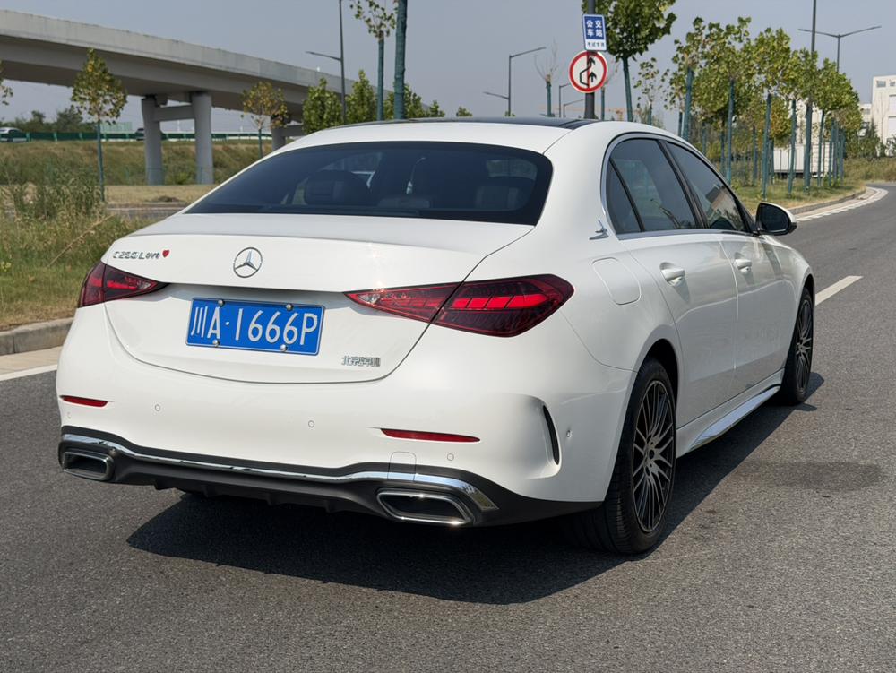 Mercedes-Benz Mercedes-Benz C-Class