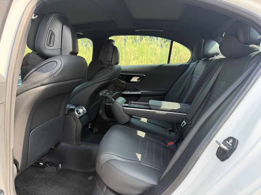 Mercedes-Benz Mercedes-Benz C-Class