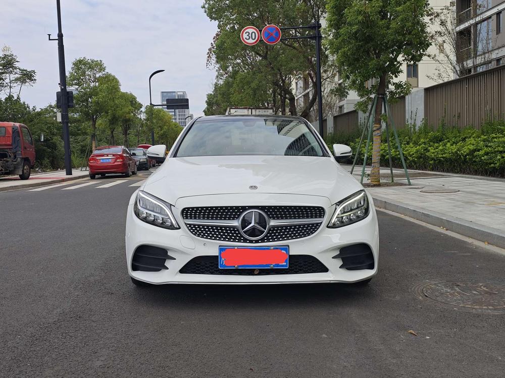 Mercedes-Benz Mercedes-Benz C-Class