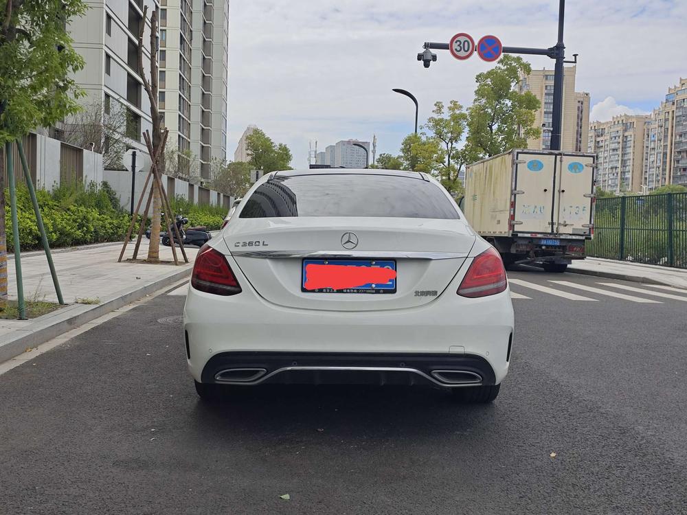 Mercedes-Benz Mercedes-Benz C-Class