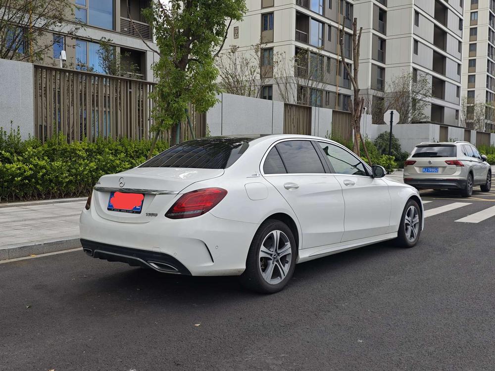 Mercedes-Benz Mercedes-Benz C-Class
