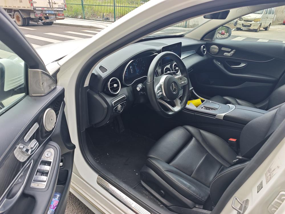 Mercedes-Benz Mercedes-Benz C-Class