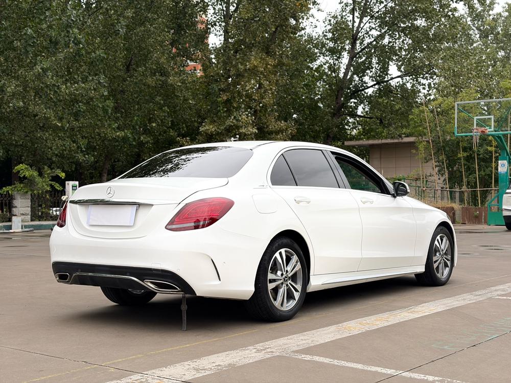 Mercedes-Benz Mercedes-Benz C-Class