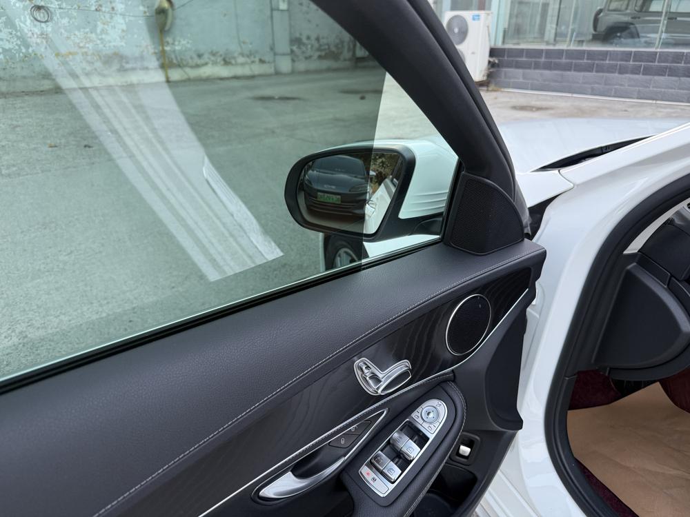 Mercedes-Benz Mercedes-Benz C-Class