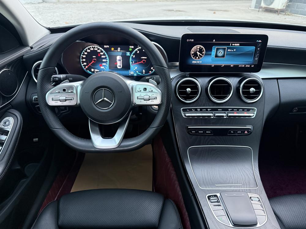 Mercedes-Benz Mercedes-Benz C-Class
