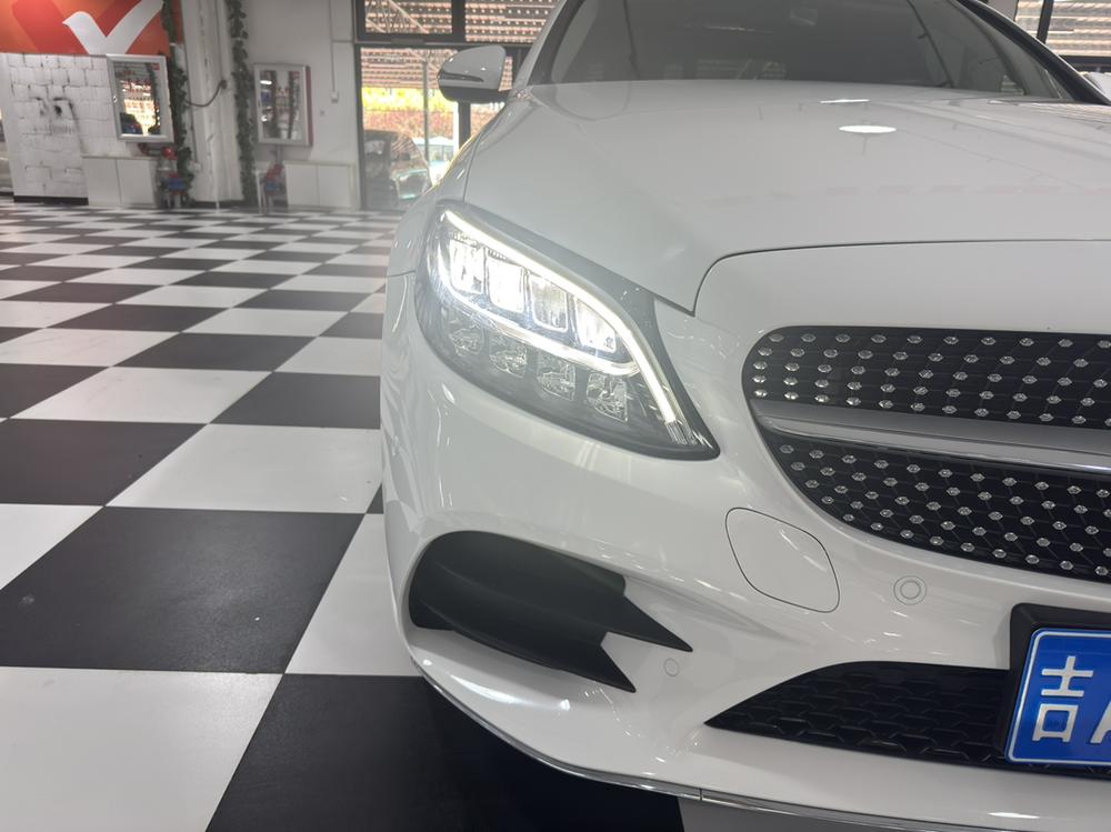 Mercedes-Benz Mercedes-Benz C-Class