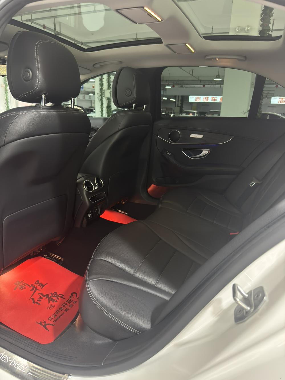 Mercedes-Benz Mercedes-Benz C-Class