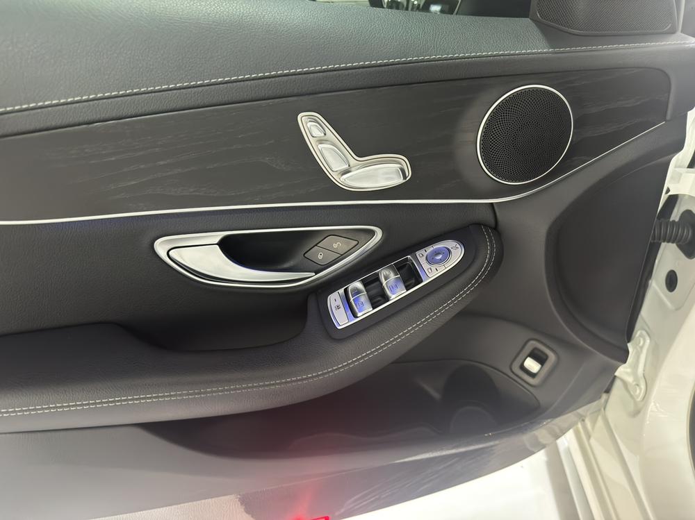 Mercedes-Benz Mercedes-Benz C-Class