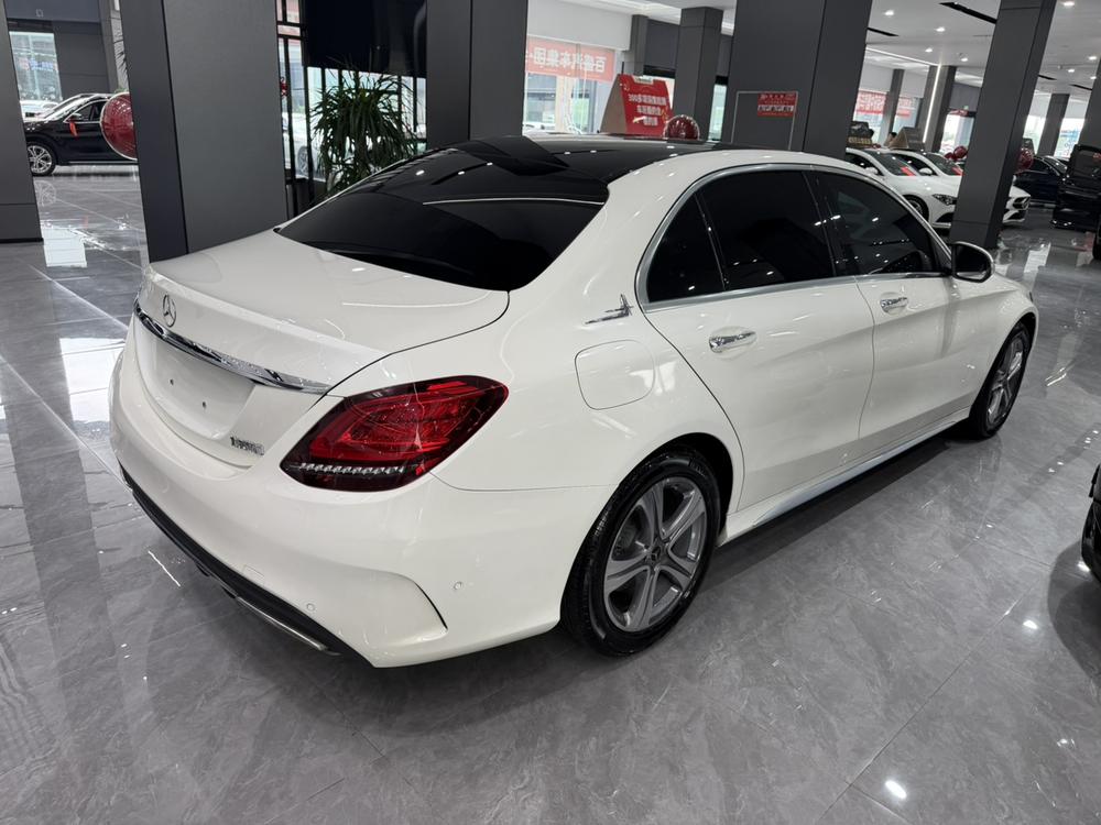 Mercedes-Benz Mercedes-Benz C-Class