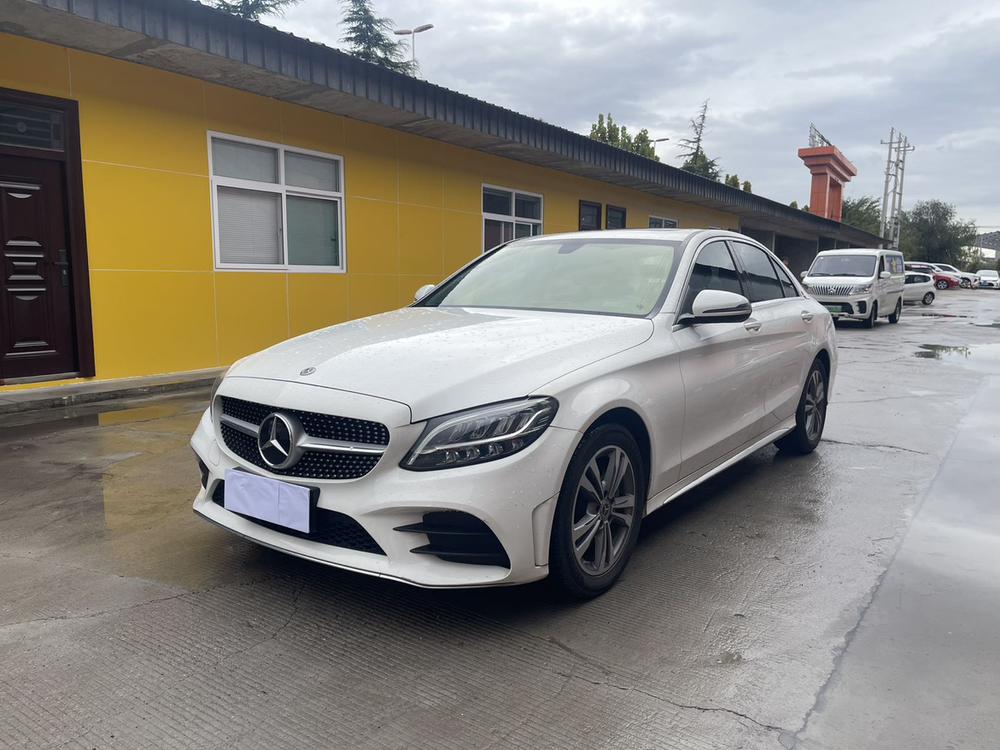 Mercedes-Benz Mercedes-Benz C-Class