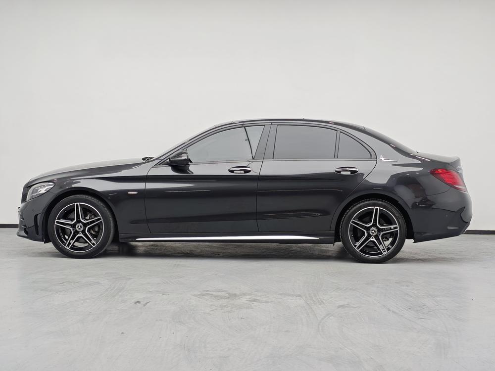 Mercedes-Benz Mercedes-Benz C-Class