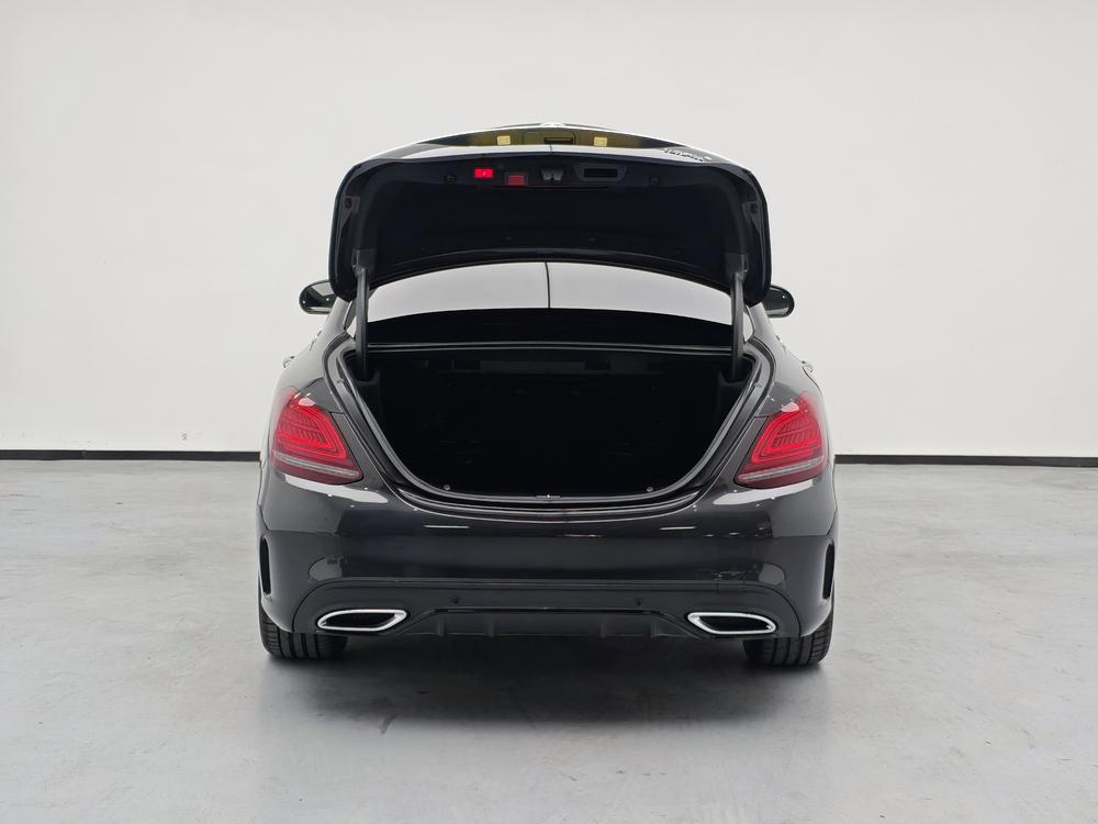 Mercedes-Benz Mercedes-Benz C-Class