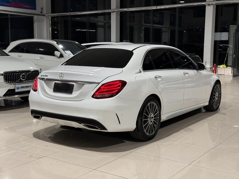 Mercedes-Benz Mercedes-Benz C-Class