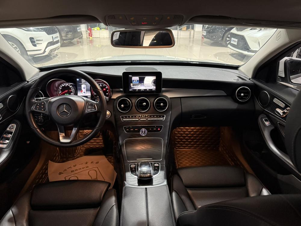 Mercedes-Benz Mercedes-Benz C-Class