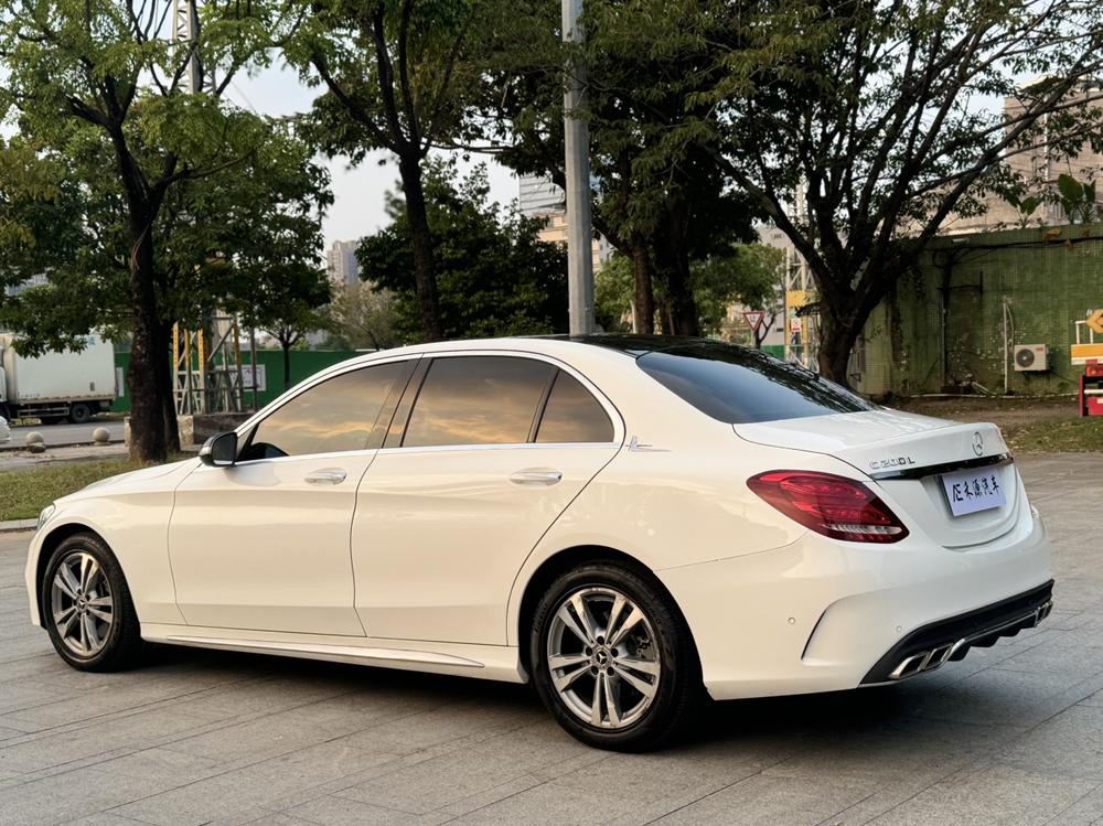 Mercedes-Benz Mercedes-Benz C-Class