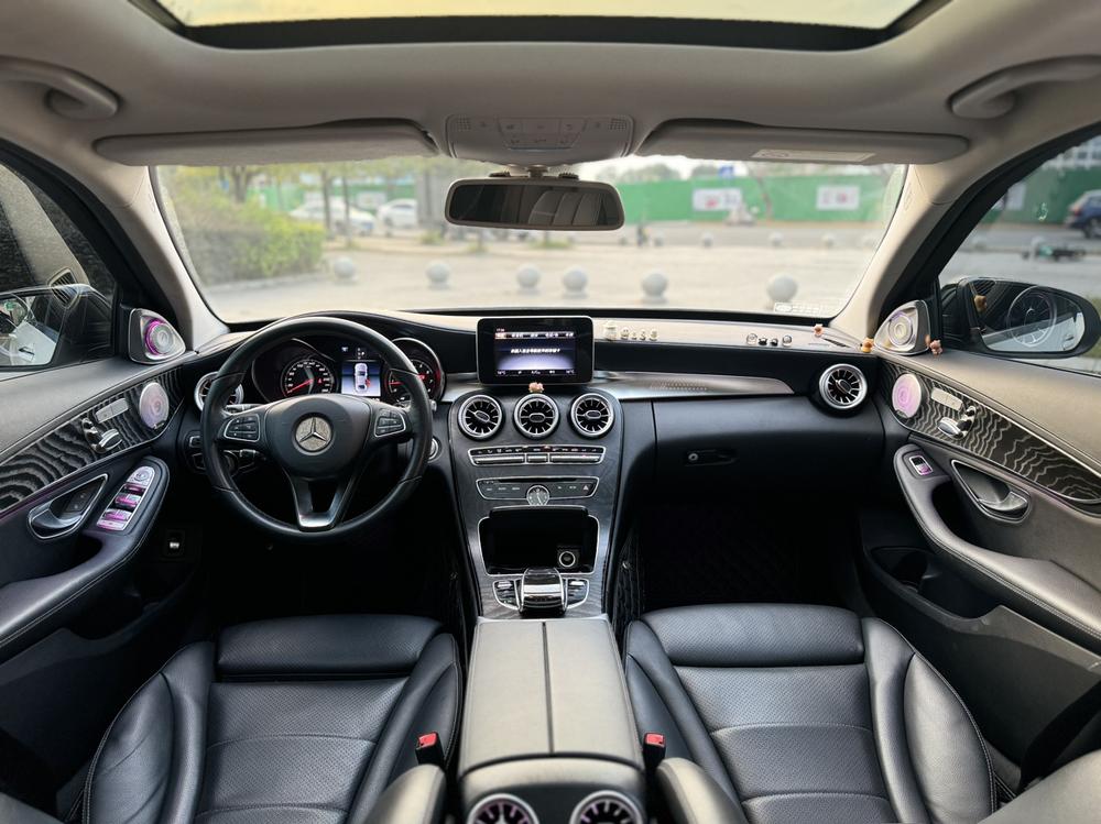 Mercedes-Benz Mercedes-Benz C-Class
