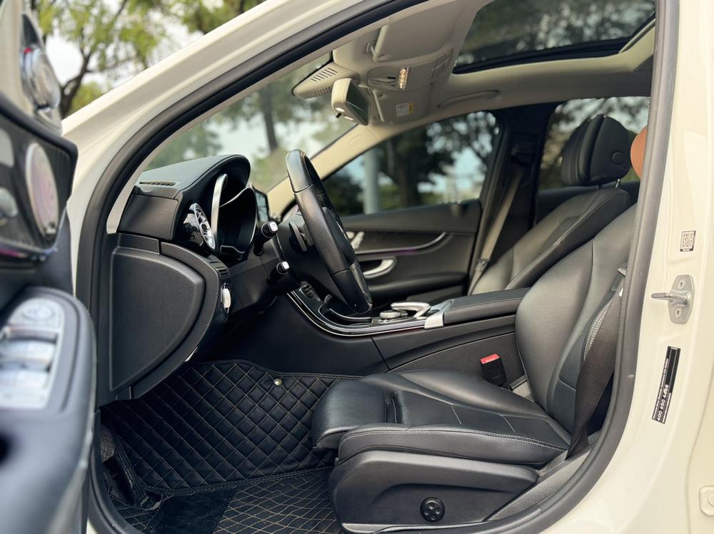 Mercedes-Benz Mercedes-Benz C-Class