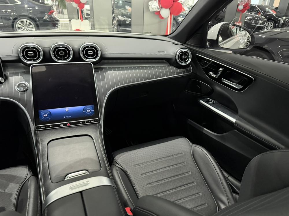 Mercedes-Benz Mercedes-Benz C-Class