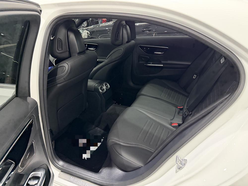 Mercedes-Benz Mercedes-Benz C-Class