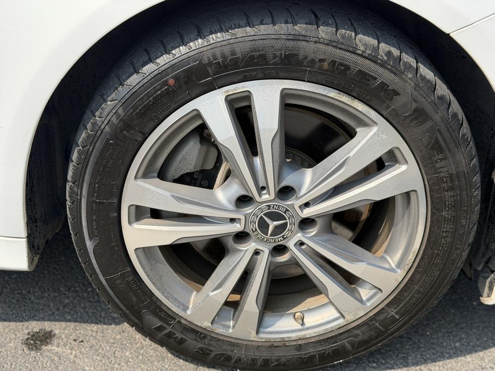 Mercedes-Benz Mercedes-Benz C-Class