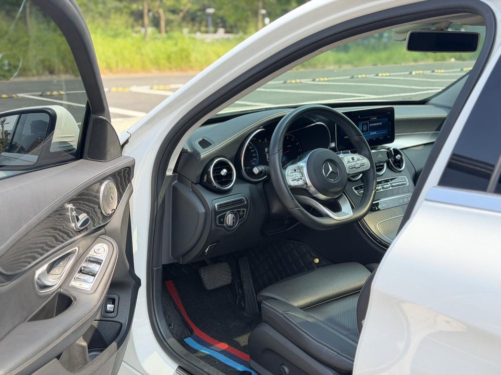 Mercedes-Benz Mercedes-Benz C-Class