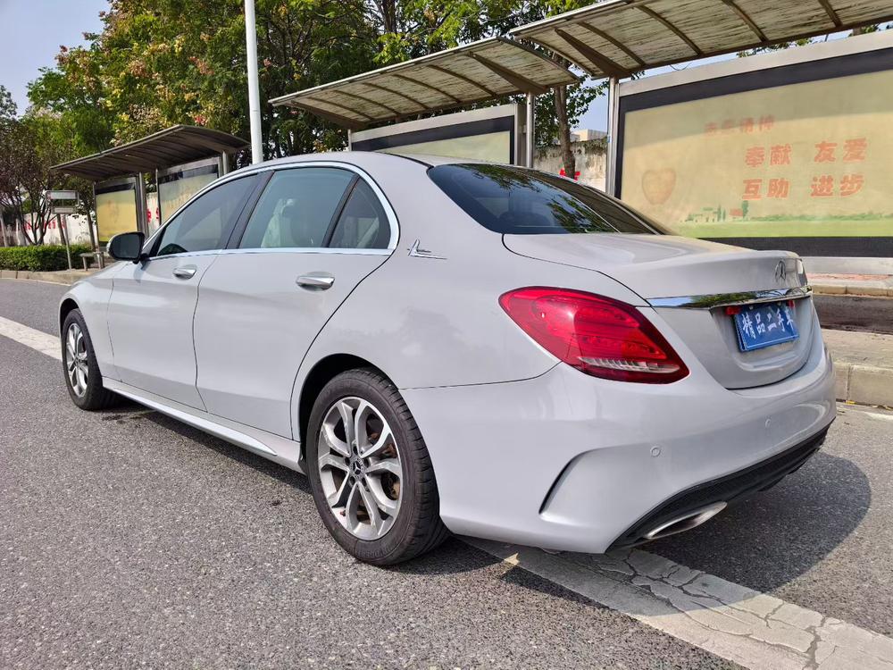 Mercedes-Benz Mercedes-Benz C-Class