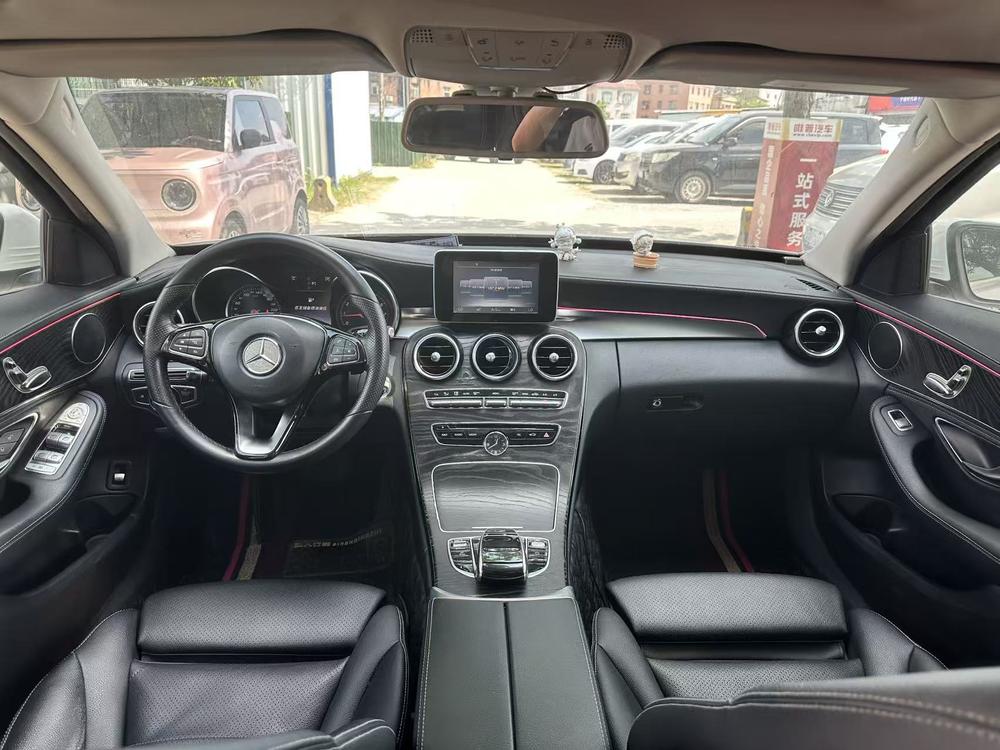 Mercedes-Benz Mercedes-Benz C-Class