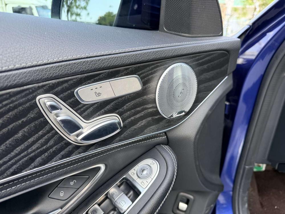 Mercedes-Benz Mercedes-Benz C-Class